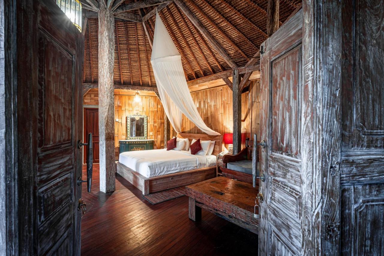 Keramas Sacred River Retreat Resort And Villa Экстерьер фото