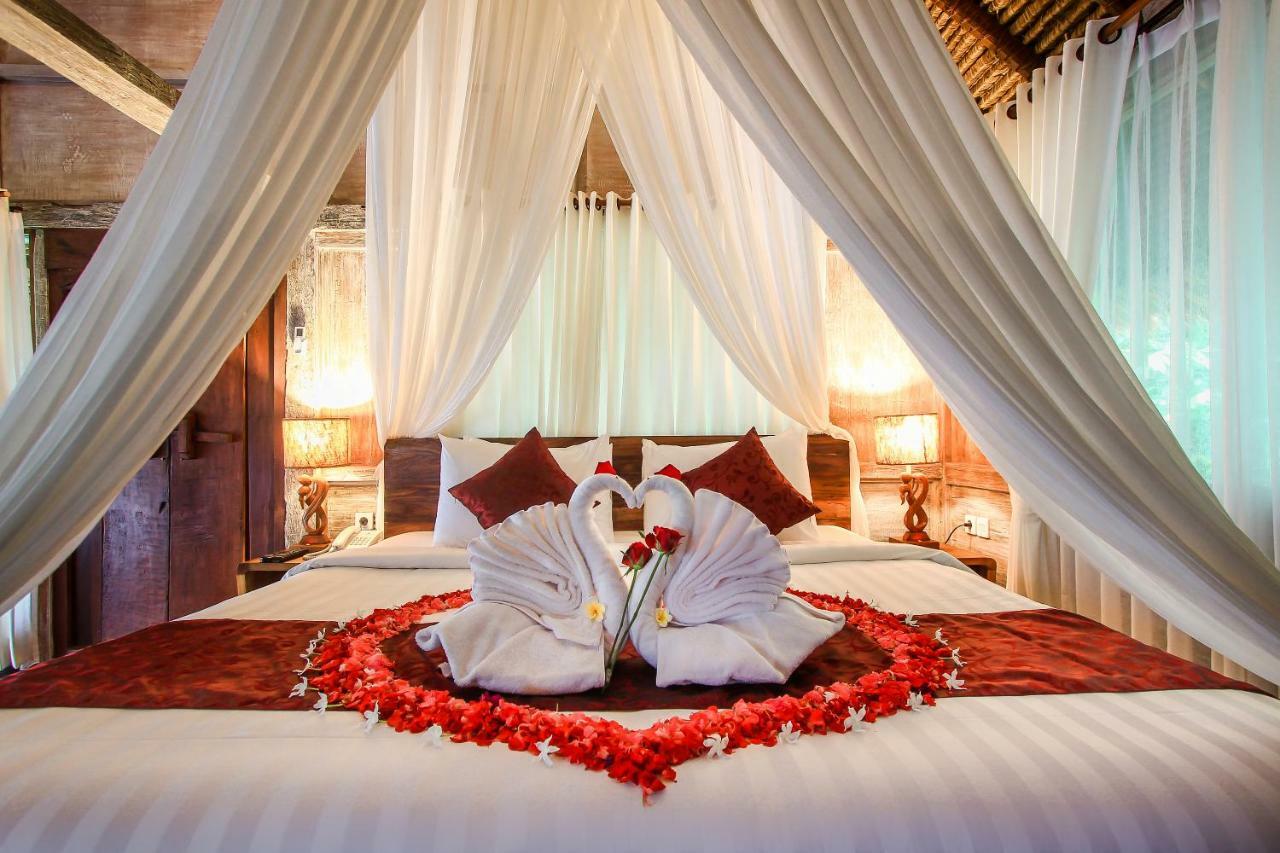 Keramas Sacred River Retreat Resort And Villa Экстерьер фото