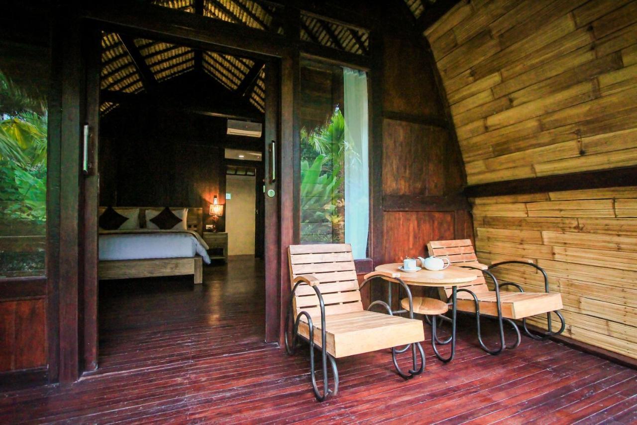 Keramas Sacred River Retreat Resort And Villa Экстерьер фото