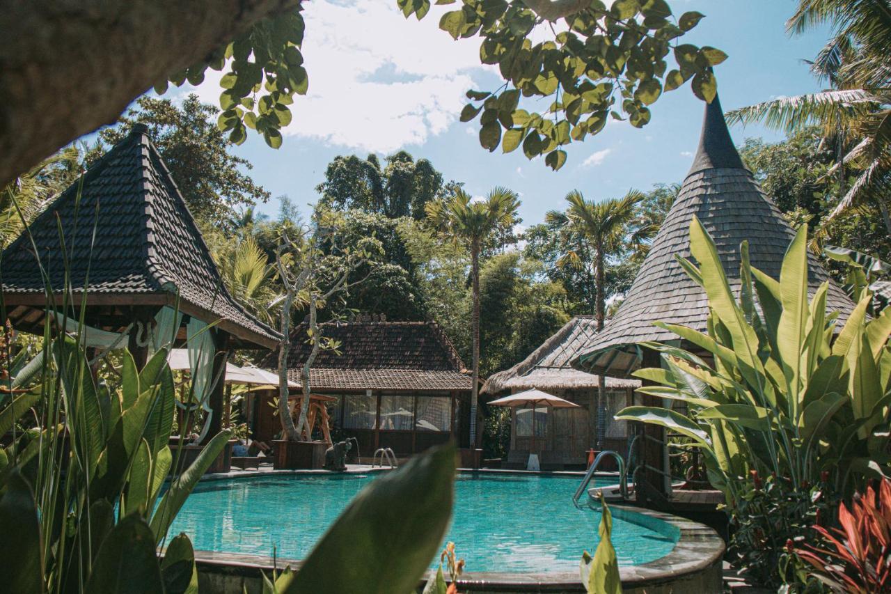 Keramas Sacred River Retreat Resort And Villa Экстерьер фото